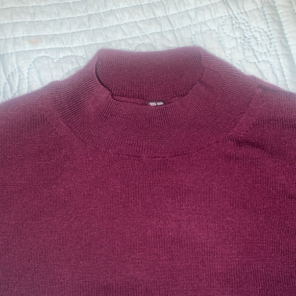 Berry Sweater Dress - Picture 3 of 7